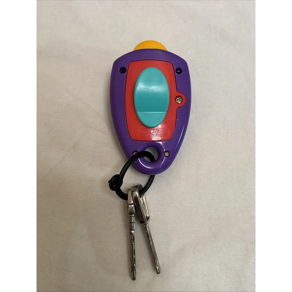 Vintage 1999 Playskool Hasbro Car Alarm Key Ring Purple Pretend Play Toy Keys